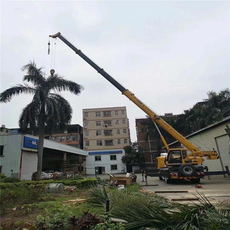 揭阳12吨吊车出租一天的收费标准是什么