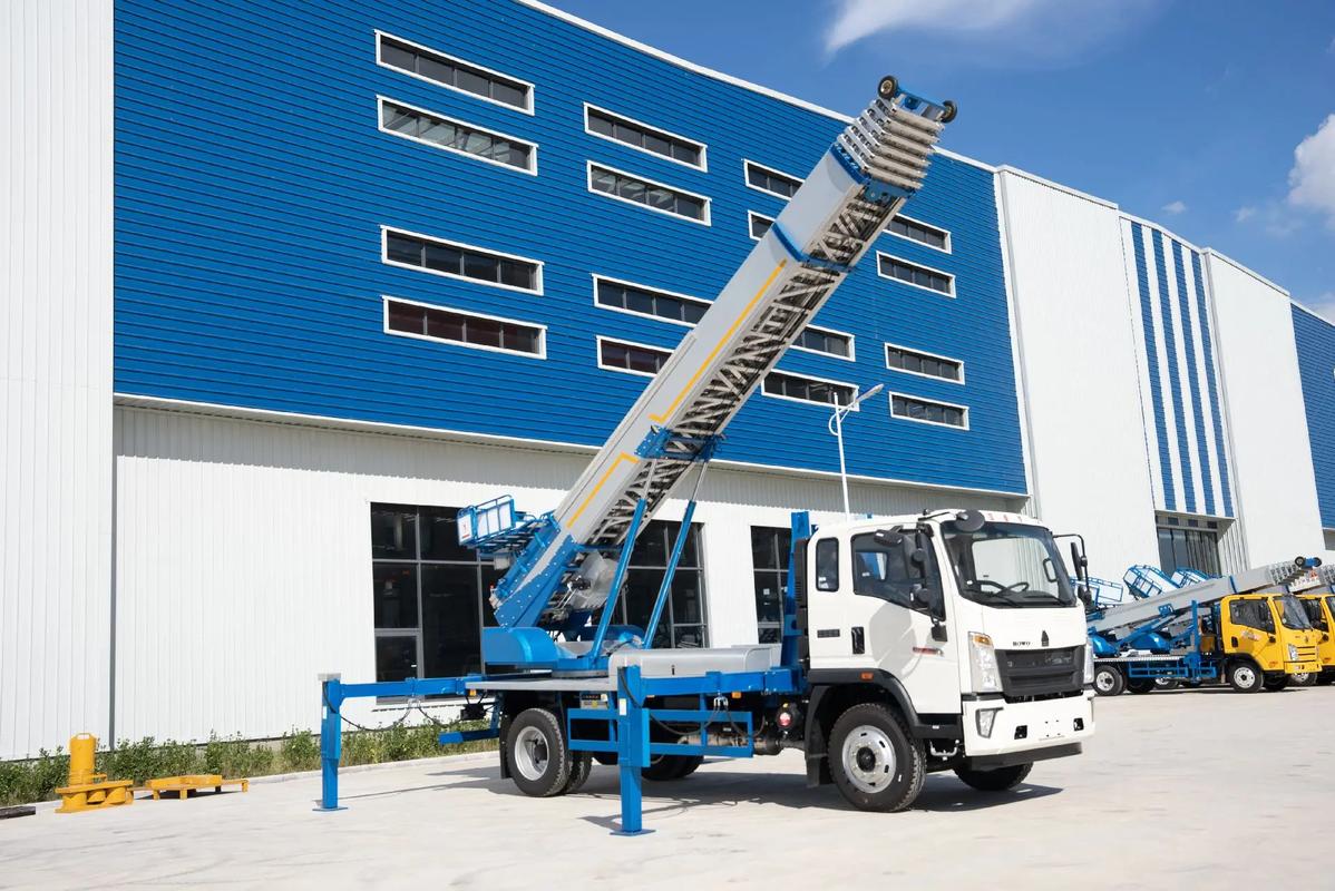 揭阳小型云梯车上料车租赁多少钱