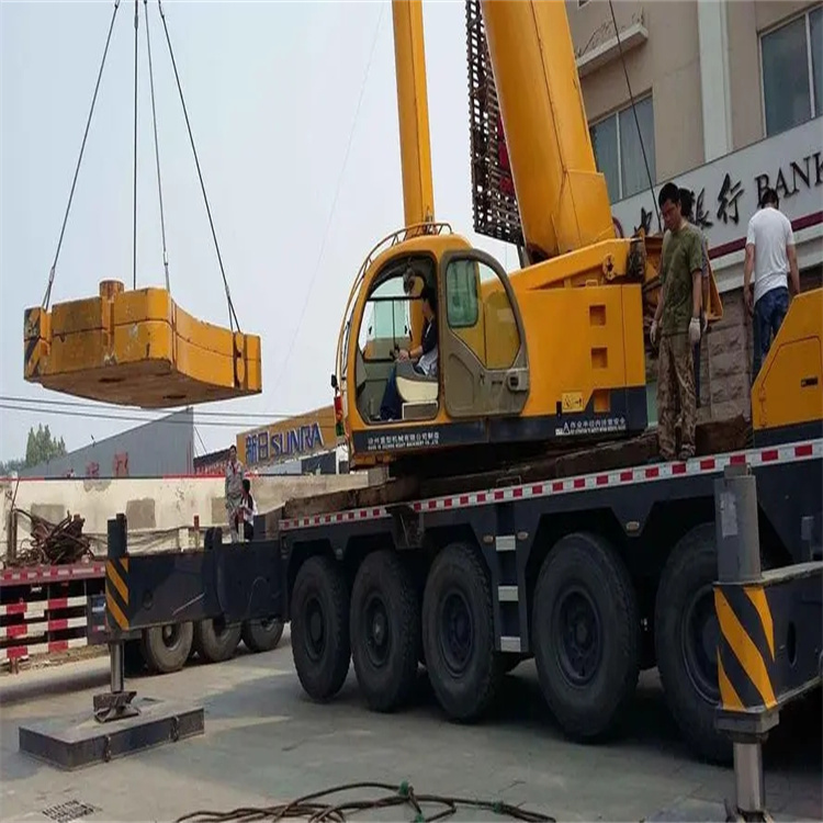 揭阳当地吊车出租|机器吊装|75吨|工厂搬迁服务